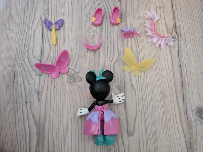 Minnie et ses accessoires - photo numéro 3
