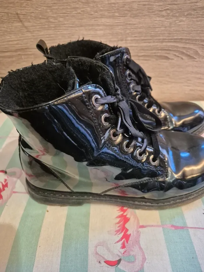 Bottines vernie noire