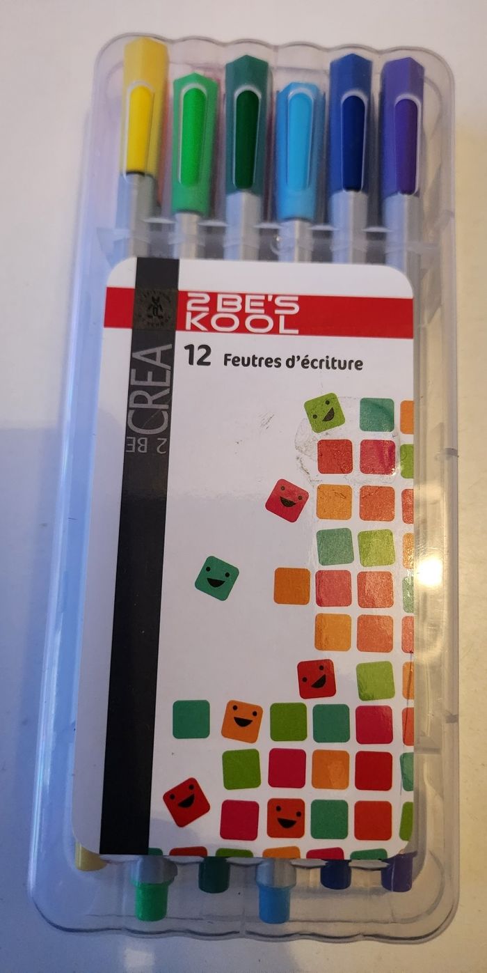 Boite de 12 feutres - photo numéro 2