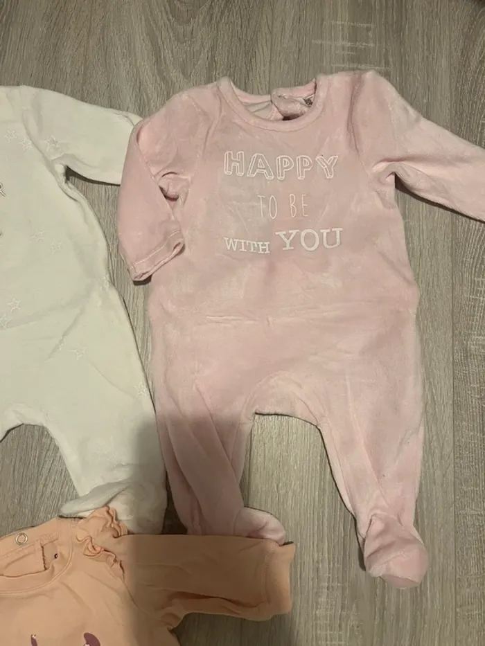 Lot pyjamas 3 mois - photo numéro 4