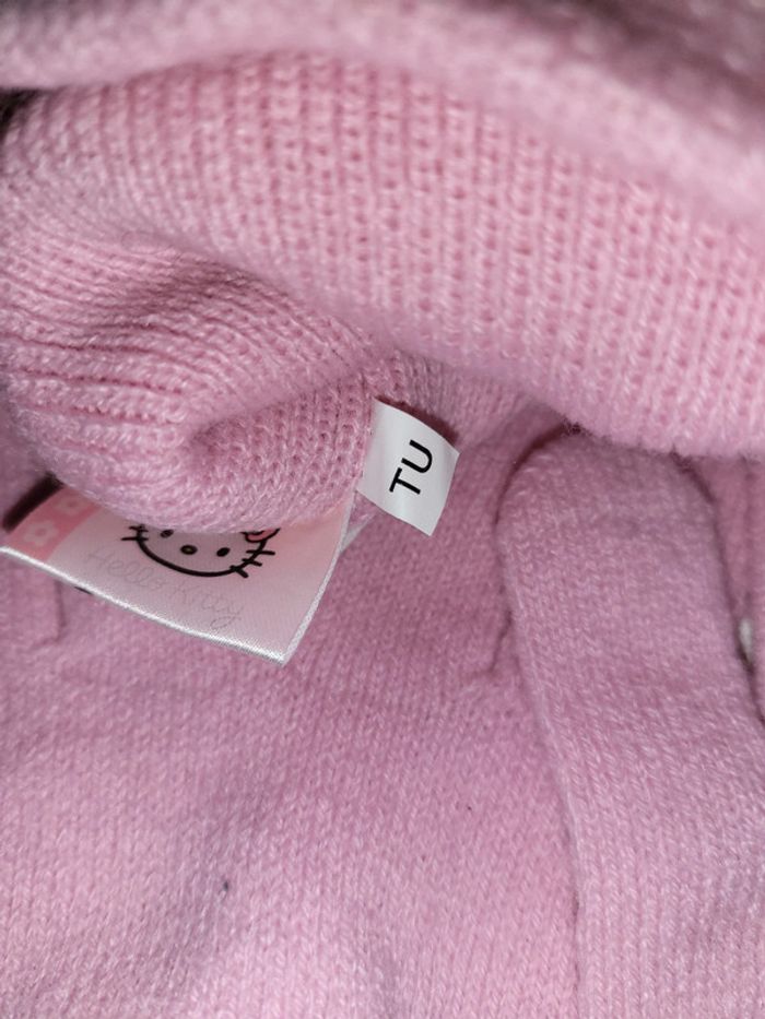 Bonnet, écharpe et gants hello kitty - photo numéro 2