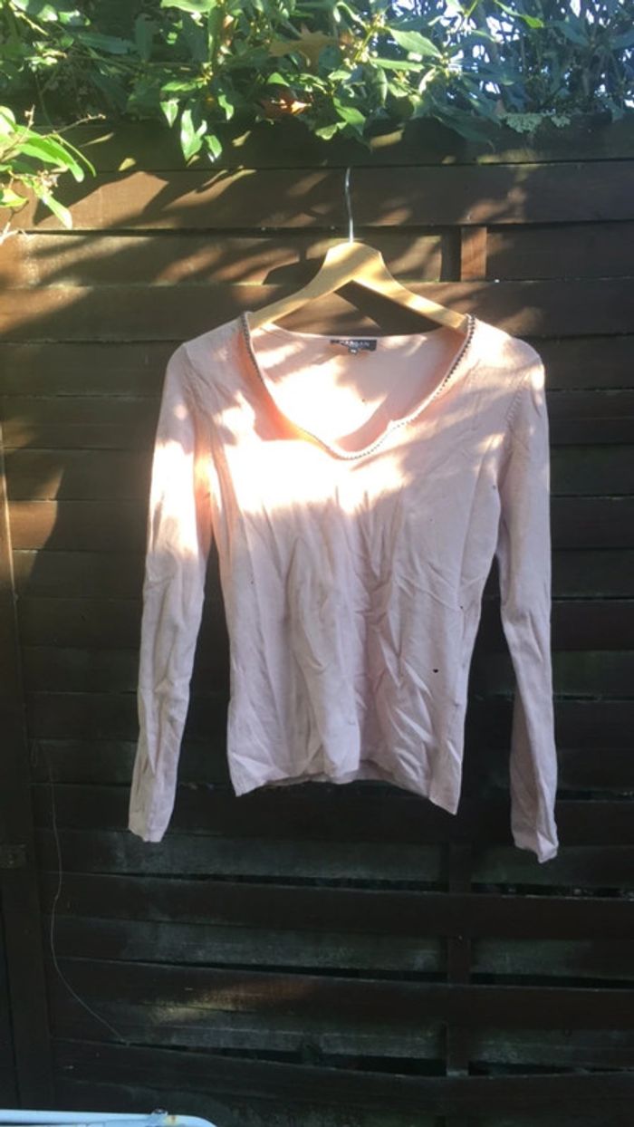 Joli pull rose pâle - photo numéro 2