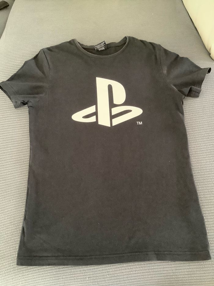 T-shirt noir logo blanc PlayStation