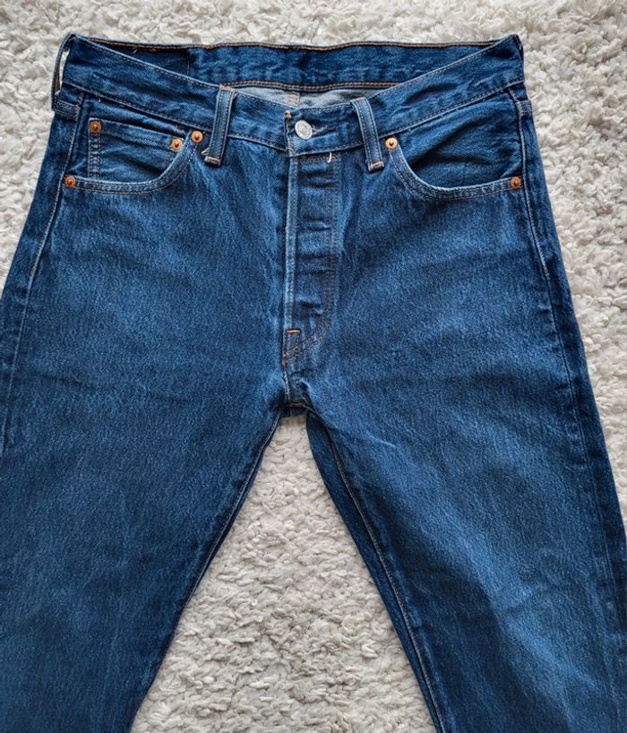 Jean Levi's 501  W31 L34 bleu foncé Taille 38 - photo numéro 4