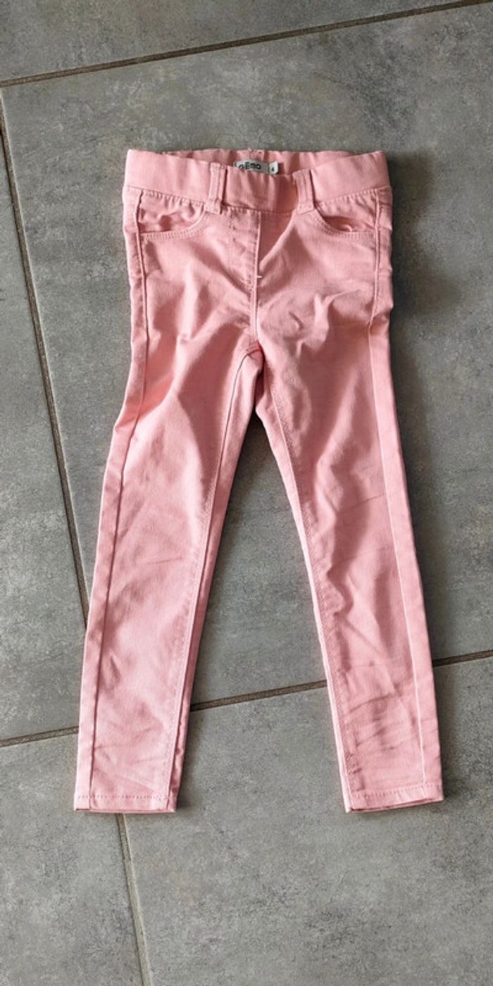 Lot 3 pantalons - photo numéro 4