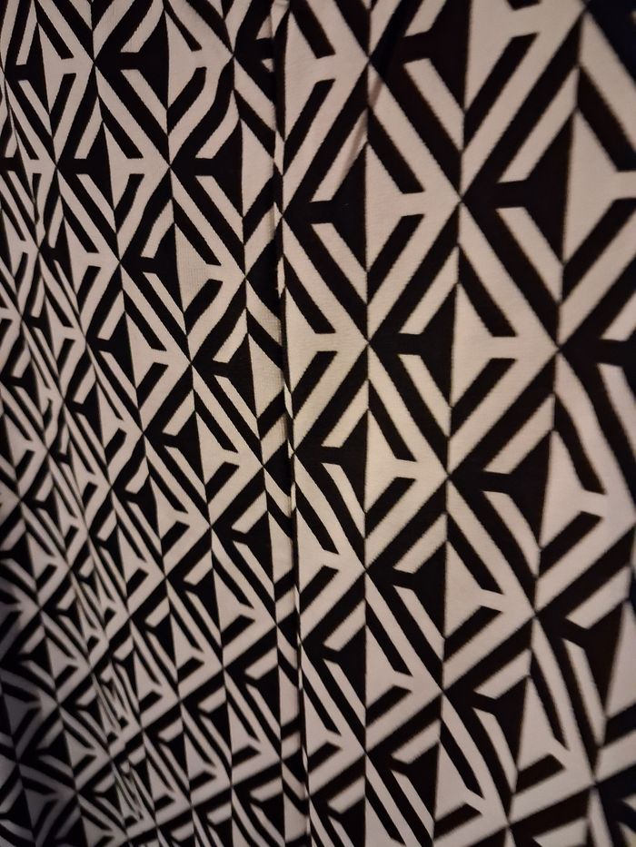 Haut élégant épaules dénudées - photo numéro 6