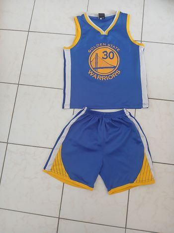 Ensemble tenue de basket 