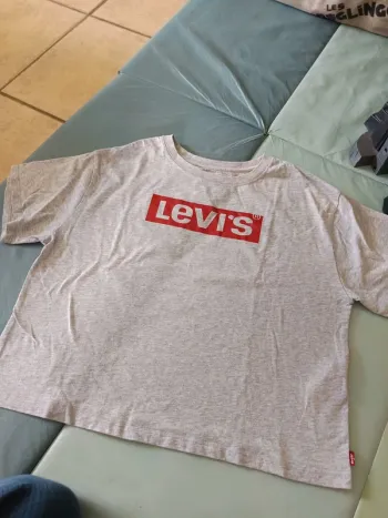 Tee shirt Levi's 16 ans