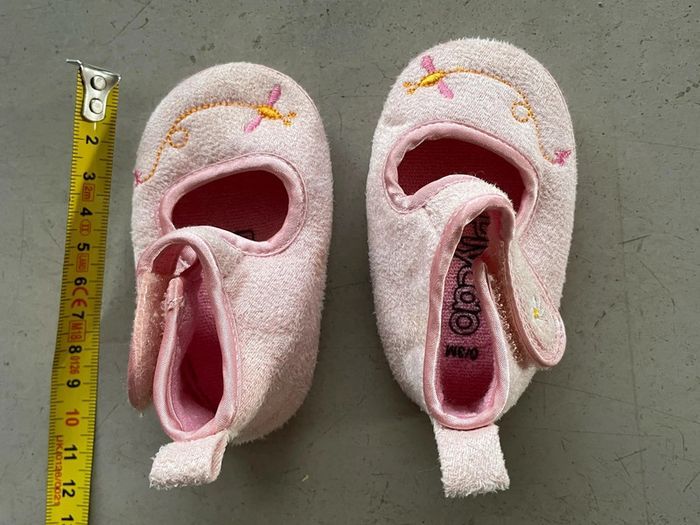 Chaussons fille 3 à 6 mois état neuf - photo numéro 3