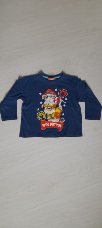 Tee-shirt manches longues T 4 ans