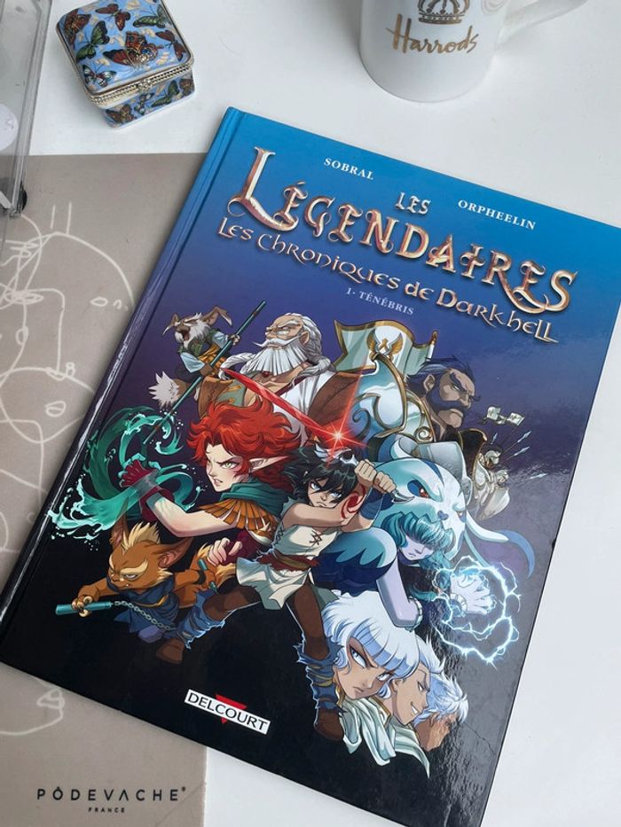 Les Légendaires - les Chroniques de Darkhell Tome 1 : ténèbres
