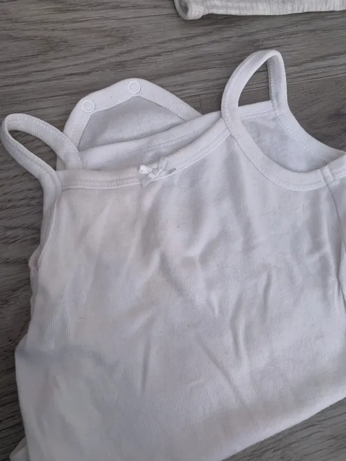Ensemble bébé fille 9-12 mois avec jogging + 2 body - photo numéro 6