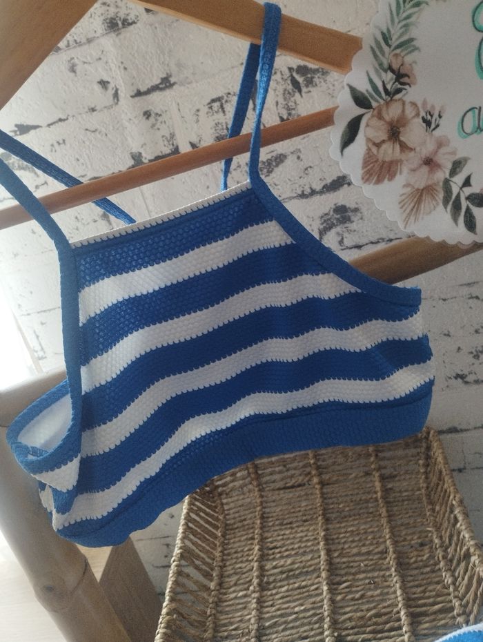 Maillot de bain 2 pièces 8ans - photo numéro 4