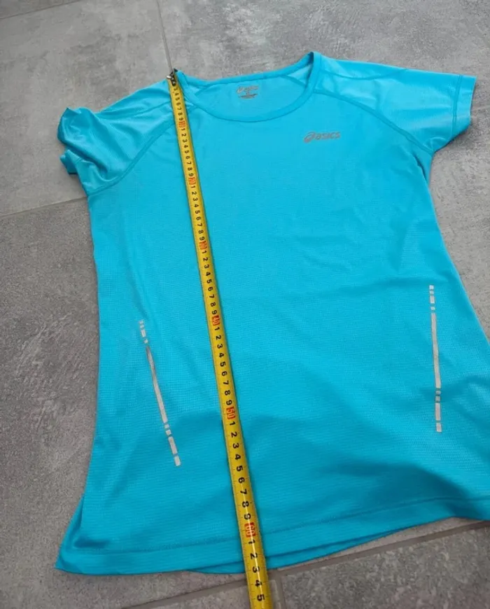 T-shirt de sport Asics bleu taille S super état - photo numéro 8