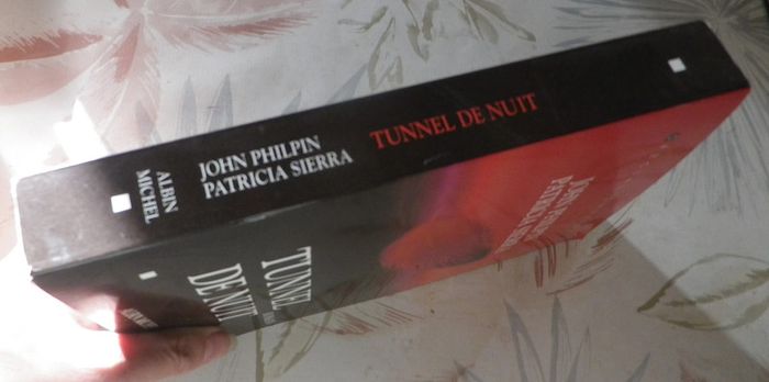 Tunnel de nuit de John Philpin et Patricia Sierra Ed. Albin Michel - photo numéro 3