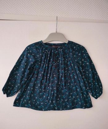 (c) Blouse bleu marine fleurs Bout'chou