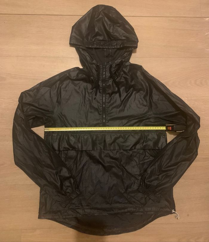 K way marque nike 14/16ans couleur noir - photo numéro 3