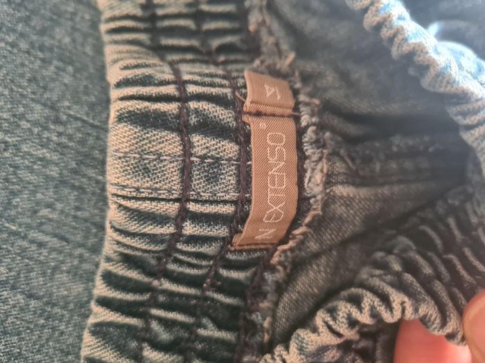 Bermuda en jean / Taille 14 ans - photo numéro 3