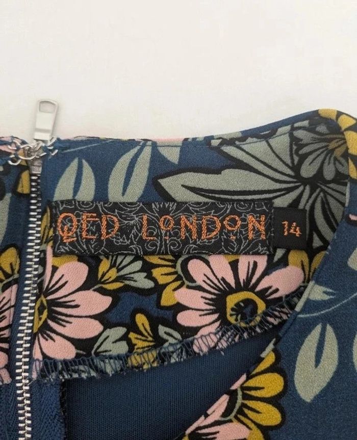 Robe fleurie - QED London - taille 14 (40/42) - photo numéro 4