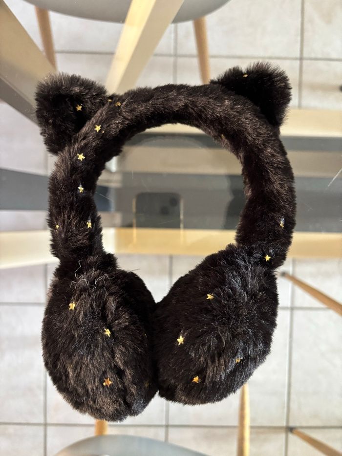 Cache oreilles - photo numéro 2