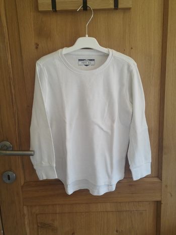 Pull Name It en blanc 6-7 ans