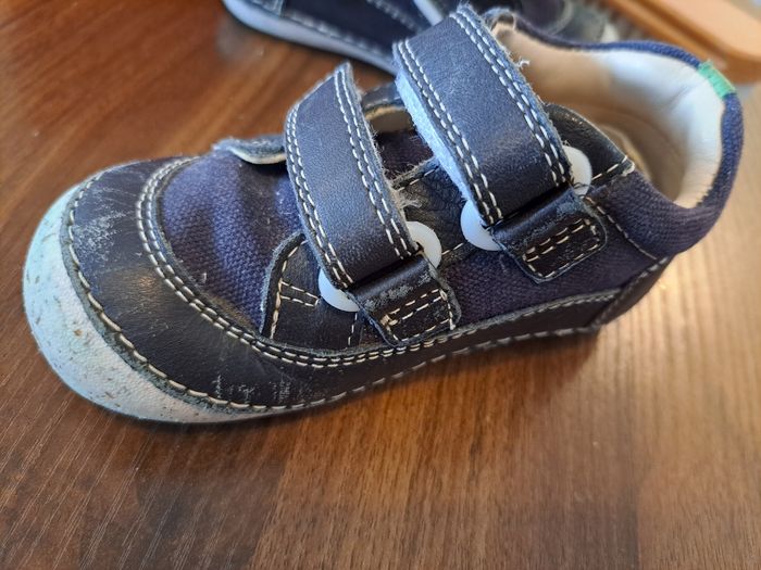 Chaussures Kickers taille 22 - photo numéro 3