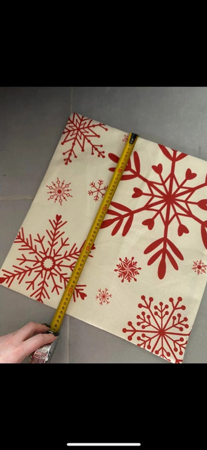 Lot de 2 housses de coussin de Noël neuves - photo numéro 3