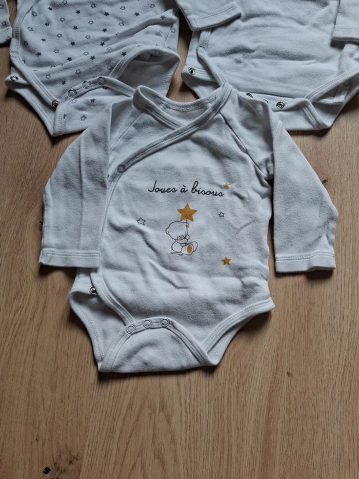 3 bodies croisés - photo numéro 2