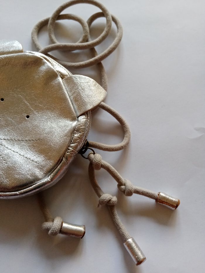 Petit sac chat cuir argent - photo numéro 5