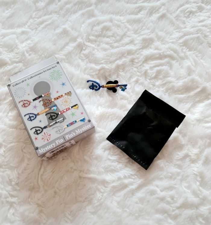 Pin's clé mystère Toy Story - photo numéro 2