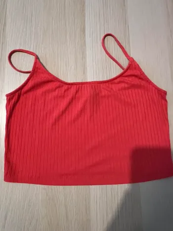 Croc top