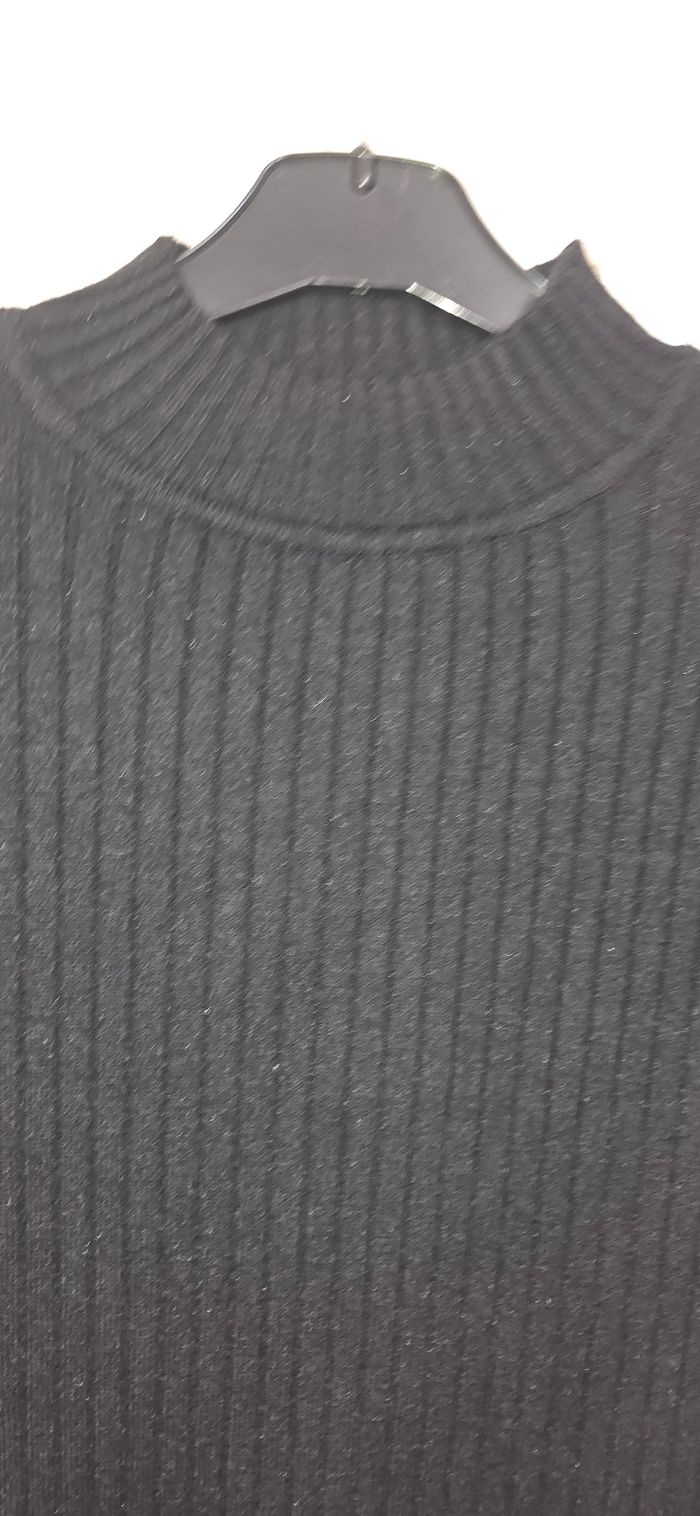 LOt 2 pulls noir - photo numéro 4