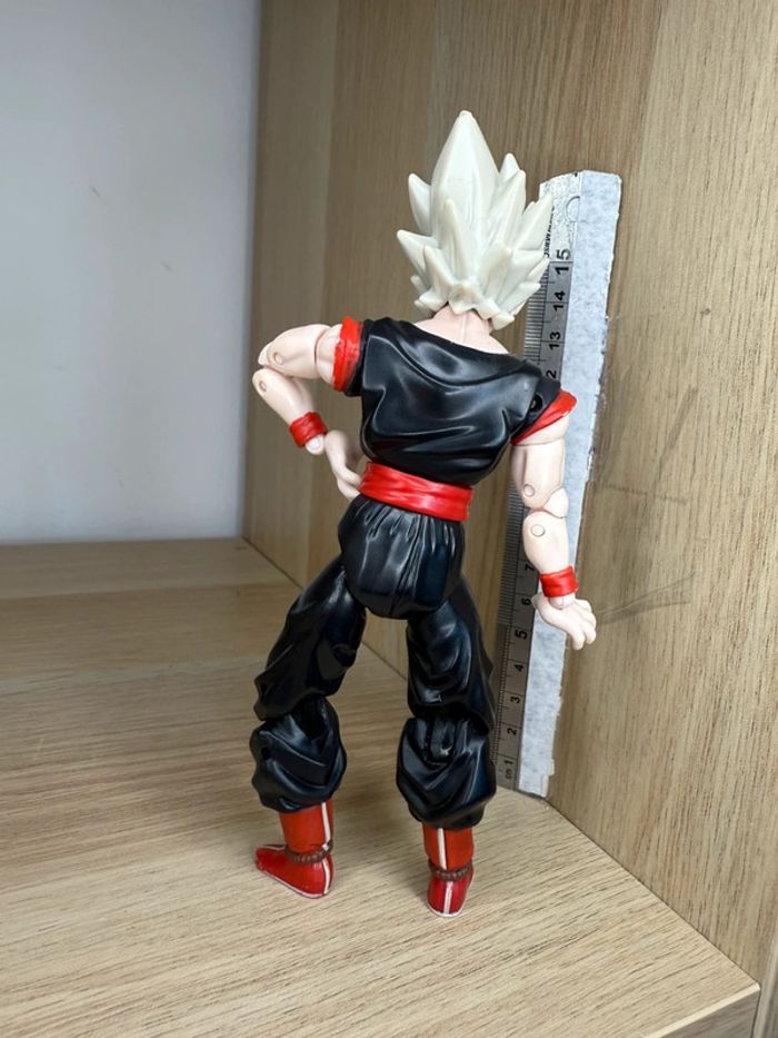 Figurine articulé dragon ball fighter goku - photo numéro 2