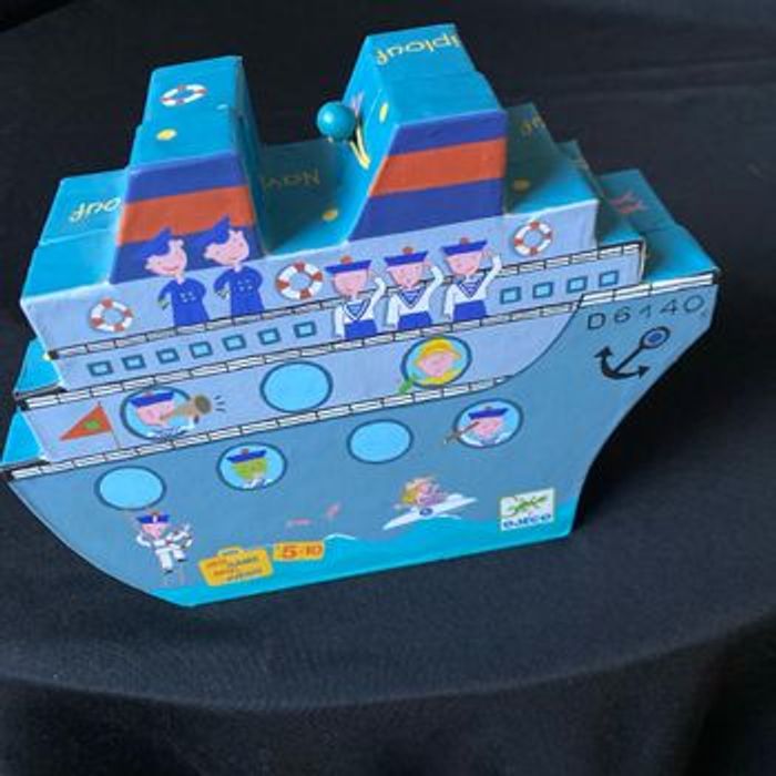 Bataille navale magnétique dès 5 ans Djeco