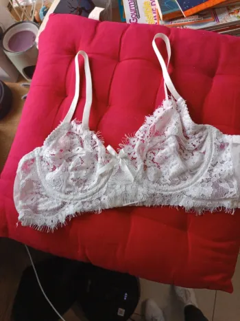 Soutien-gorge blanc dentelle 90-C