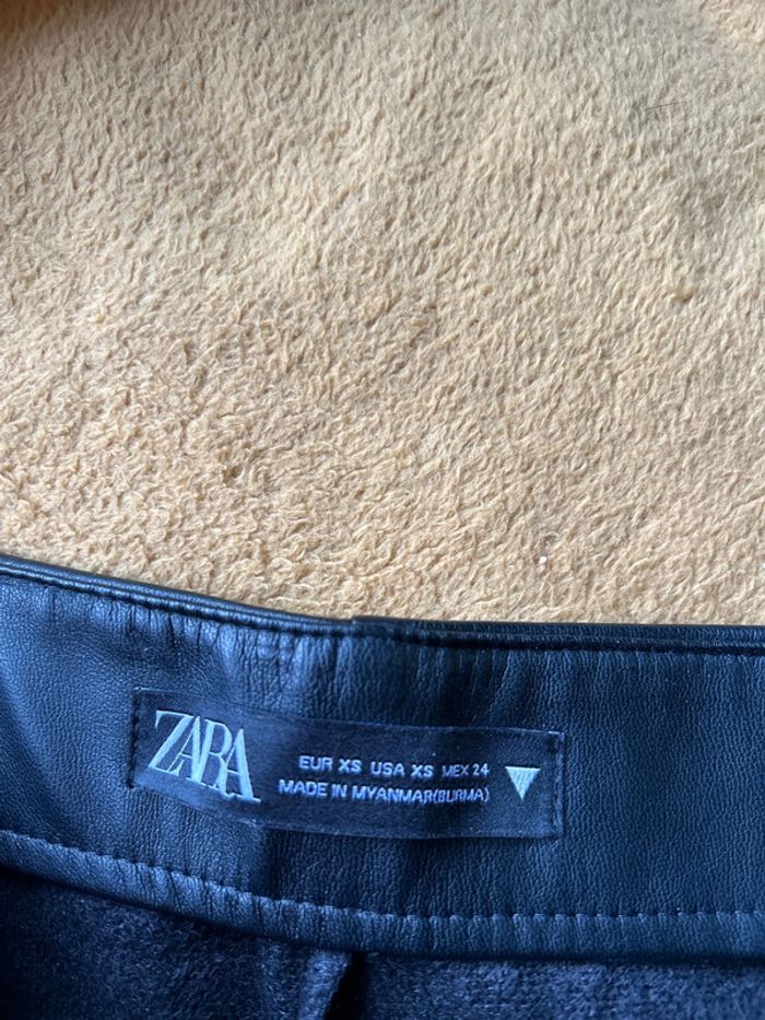 Jupe similicuir Zara - photo numéro 2