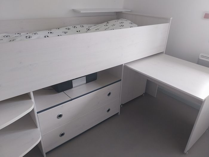 Ensemble lit enfant +commode +bureau