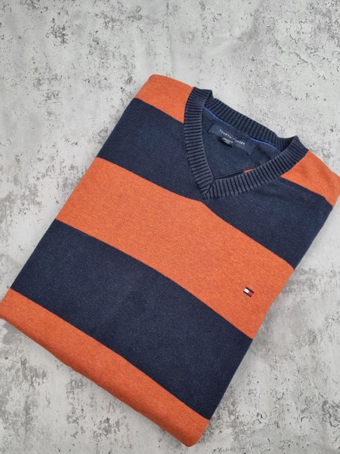 Pull col V rayé Tommy Hilfiger XL Homme – Style vintage chic, très bon état