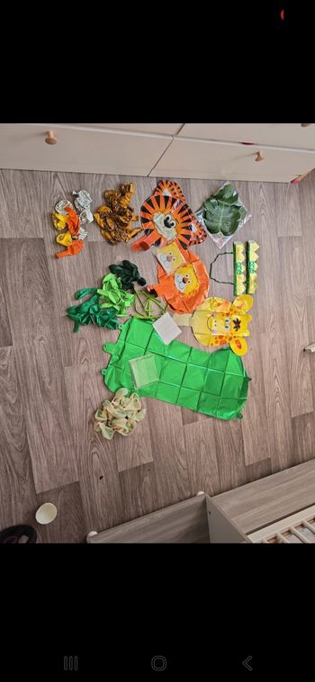 Deco jungle