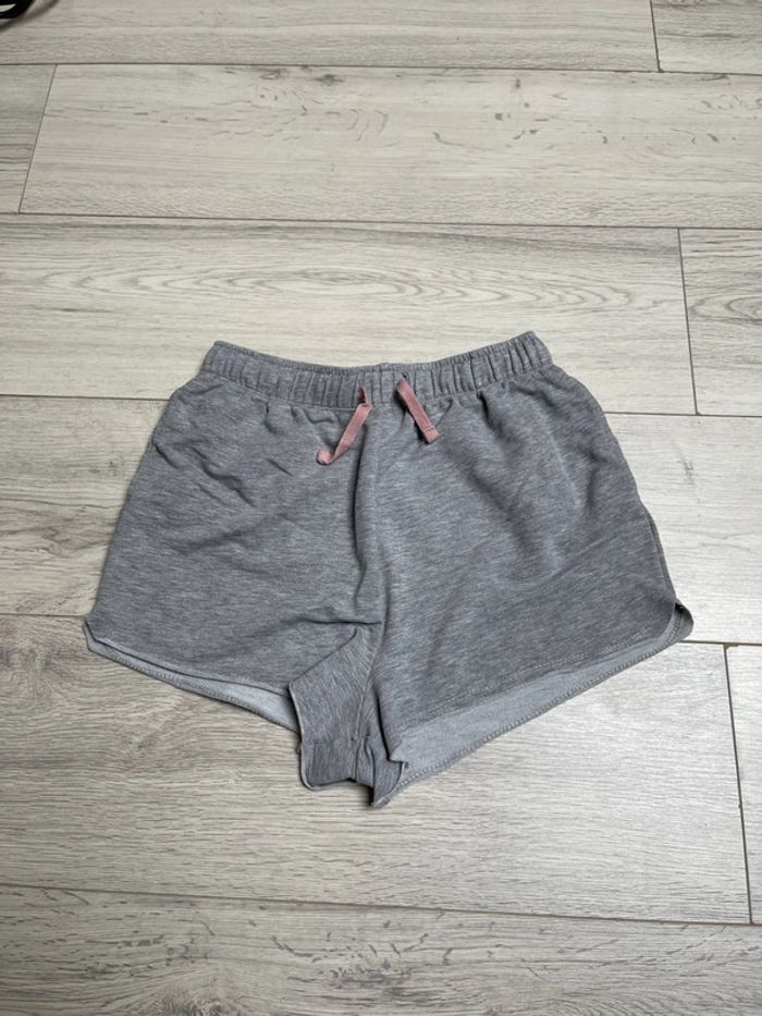 Short 16 ans - photo numéro 2