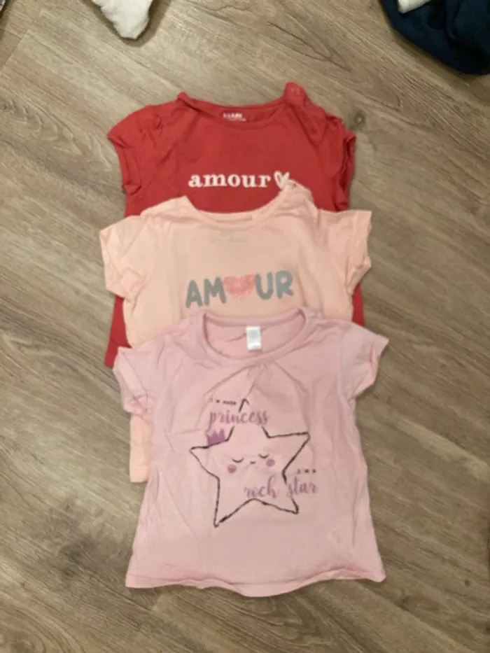 Lot 3 tee shirt 12 mois AMOUR
