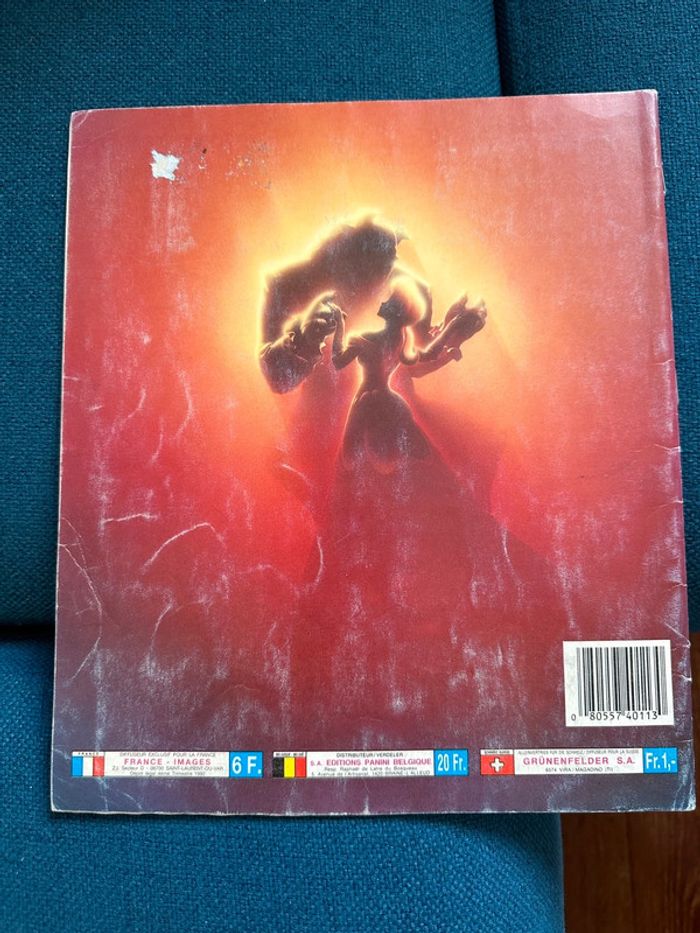 Album Panini stickers autocollants vignettes complet Disney La Belle et la Bête - photo numéro 2