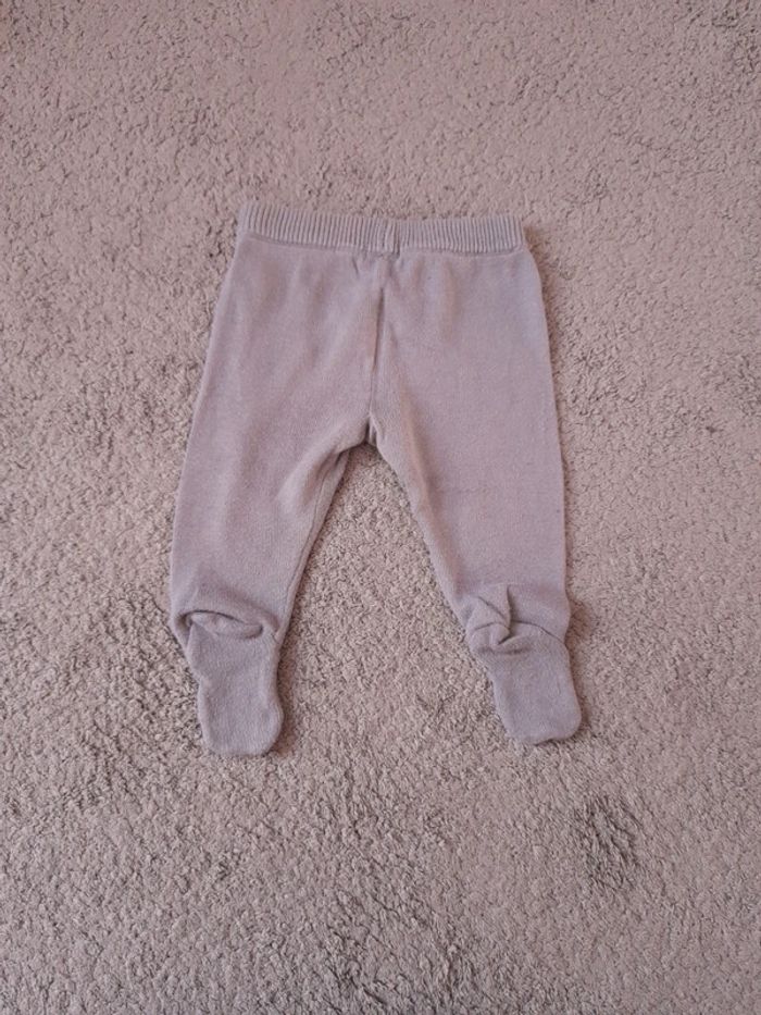 Pantalon bébé avec pieds 1 mois. - photo numéro 2