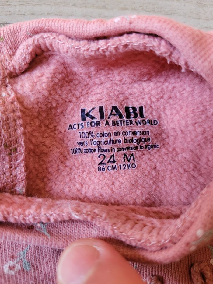 Robe molletonné fleurie taille 24 mois - photo numéro 4