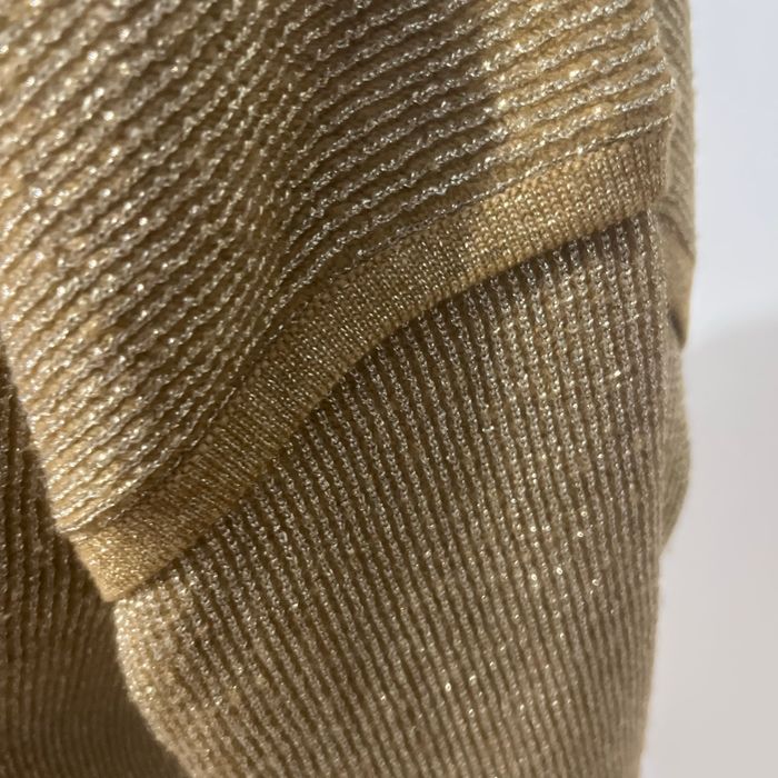 Pull doré Kiabi taille M - photo numéro 4