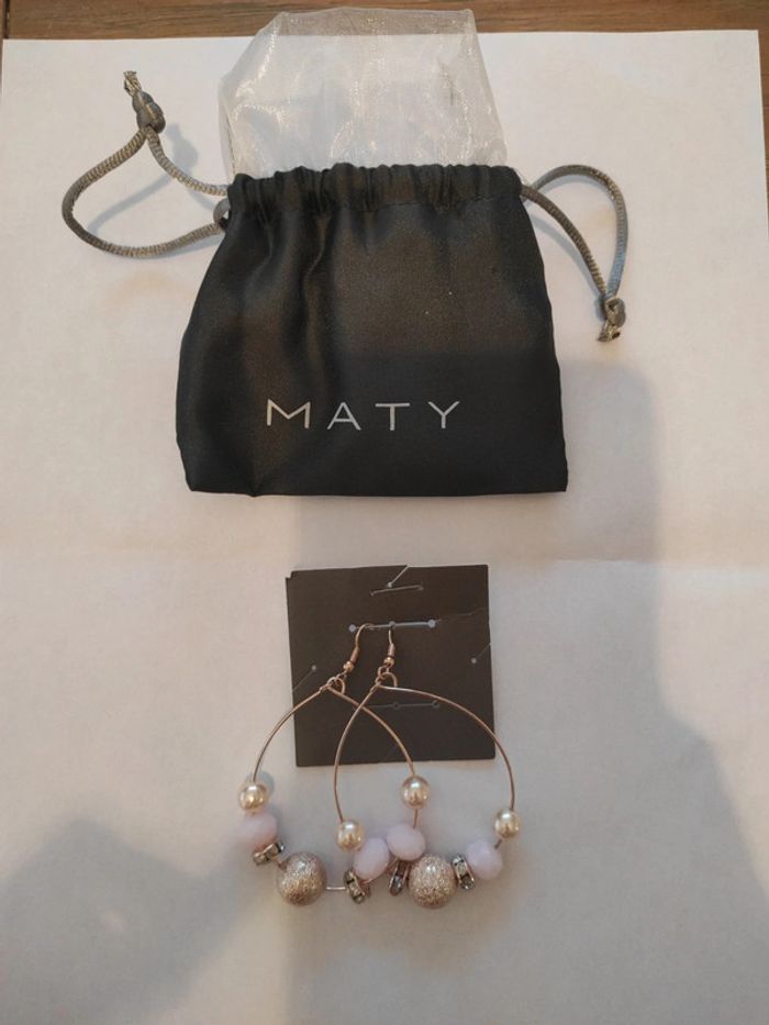 Paire de boucles d'oreilles dorées et rose neuves Maty