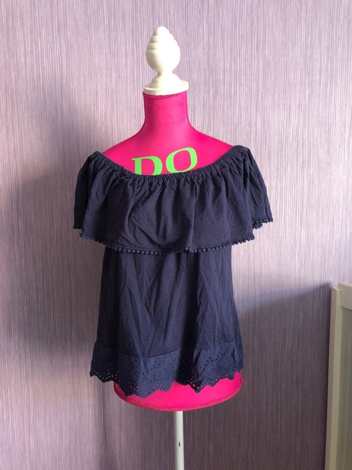 Top épaule dénudée