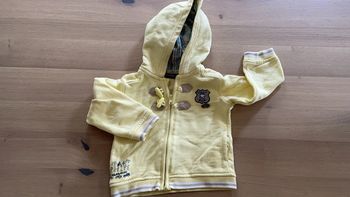 Sweat zippé jaune à capuche 9 mois sergent major