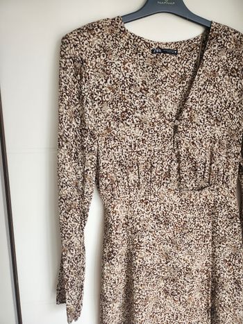 Magnifique robe portefeuille beige léopard Zara