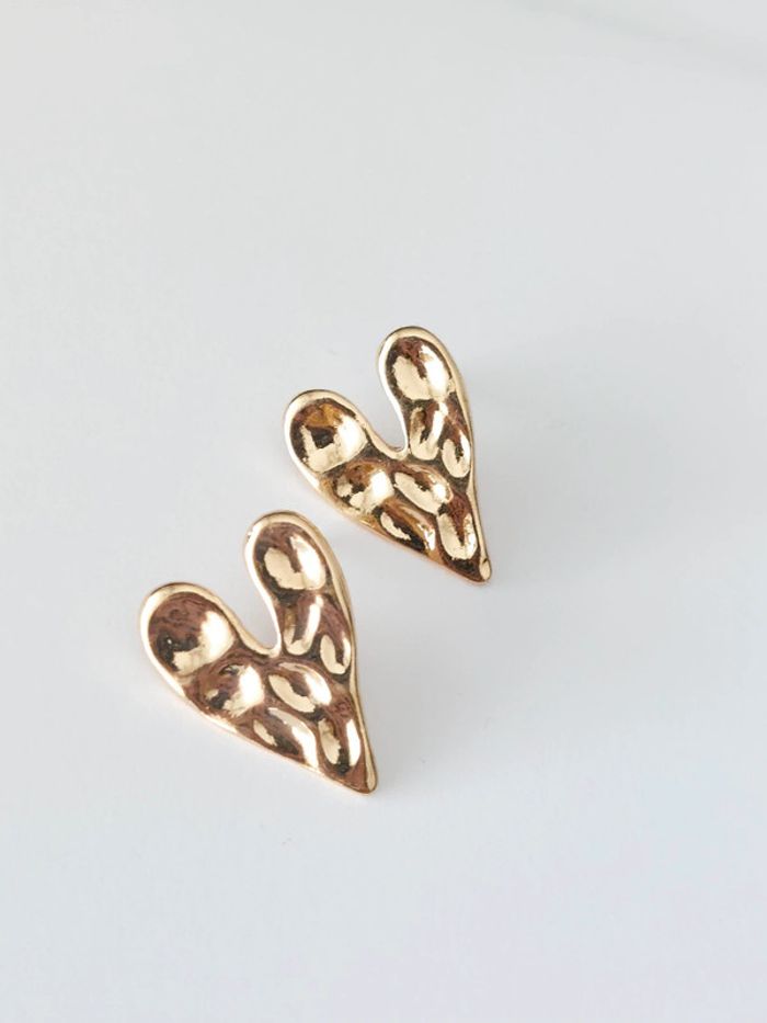 Boucles d'oreilles cœur doré  - acier inoxydable  - tendance bohème - inspiration Agatha - photo numéro 4